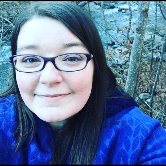 Meet your Posher, Shauna - Picture 1 of 1